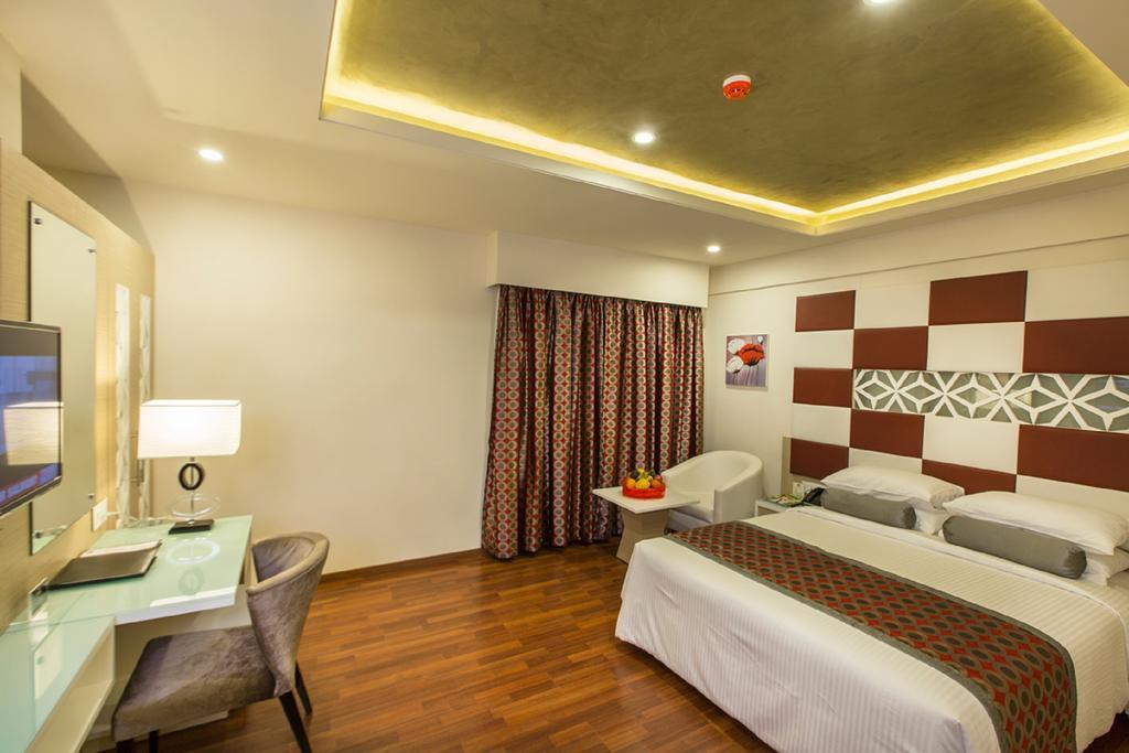 Pai Viceroy Hotel Tirupati Ruang foto