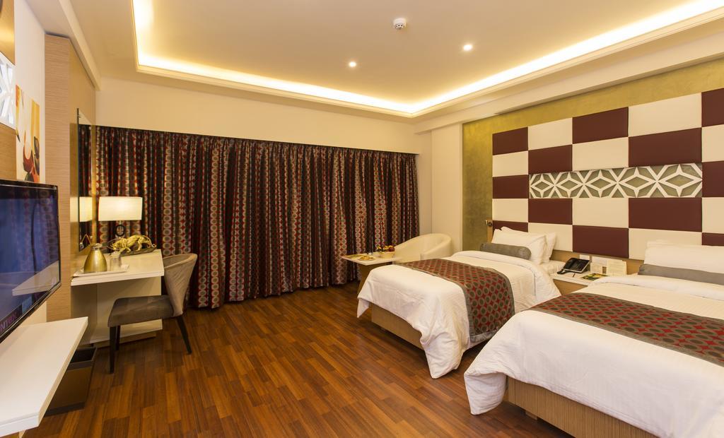 Pai Viceroy Hotel Tirupati Ruang foto